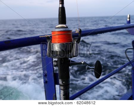 Fishing-rod With Spinning-wheel