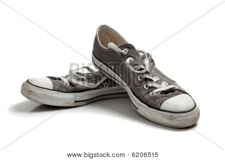 Sneakers grigio su bianco