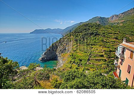 CORNIGLIA- ITALY: AUG 17: The cliffs of Corniglia, Italy, on Sunday, August 17, 2013. Corniglia is in Cinque Terre. 