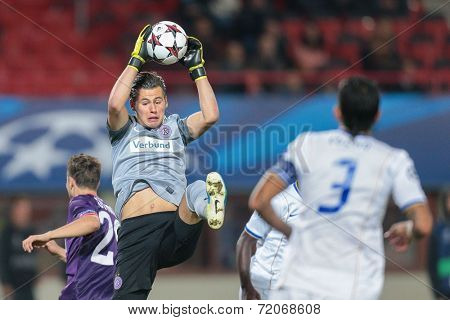 VIENNA, AUSTRIA - SEPTEMBER 18 Heinz Lindner (#13 Austria) catches the ball at a UEFA Champions League game on September 18, 2013 in Vienna, Austria.