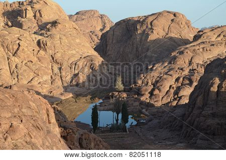 Egyptian mounatns