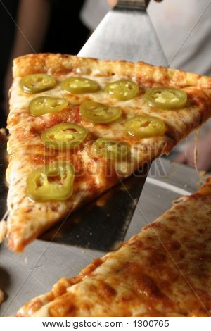 Pizza de pimenta servindo Closeup