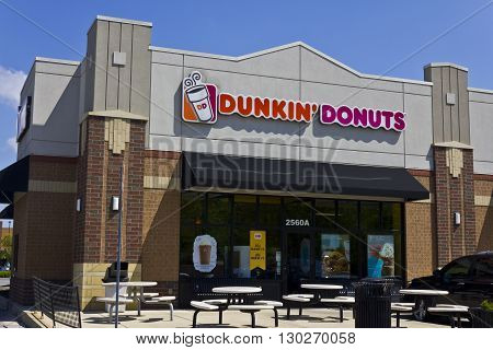 Indianapolis - Circa May 2016: Dunkin' Donuts Retail Location. Dunkin' is America's favorite every day all-day stop for coffee and baked goods I