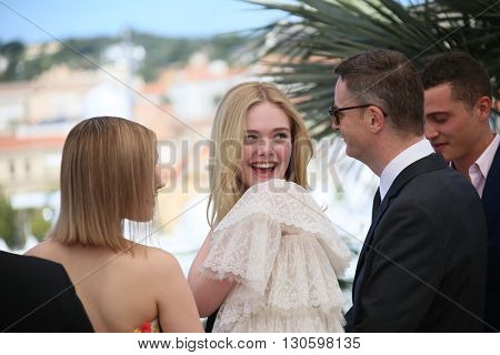 Elle Fanning attends the 'The Neon Demon' photocall during the 69th annual Cannes Film Festival at Palais des Festivals on May 20, 2016 in Cannes, France.