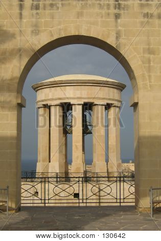 durch die Arch anzeigen
