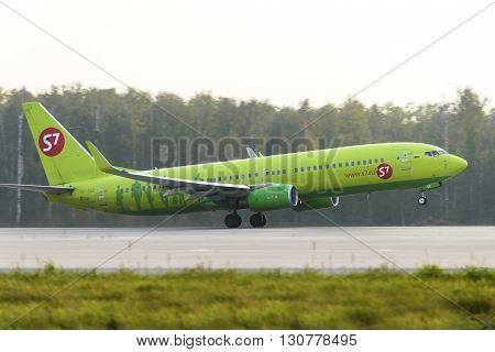 Aircraft Boeing737 S7 Airlines Taking Off