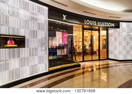 Kuala Lumpur, Malaysia, May 20, 2016: A Louis Vuitton Lv Outlet In Klcc, Kuala Lumpur.   The Louis V