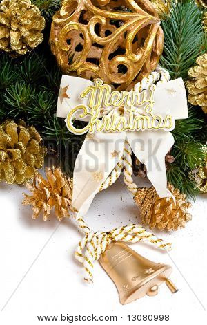 Aislado sobre fondo blanco de la decoración de la Navidad.