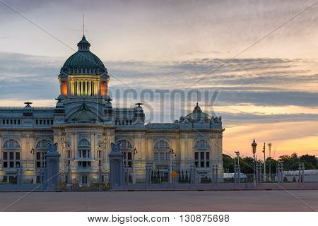 The Ananta Samakhom Throne Hall in morning, Famous travel location in Bangkok.