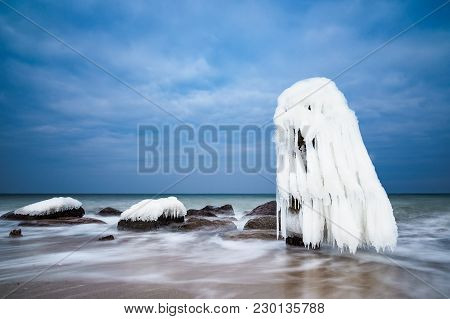 Winter On Shore Of The Baltic Sea In Kuehlungsborn, Germany.