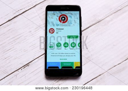 Kuala Lumpur,malaysia - January 28th,2018:pinterest App Display On Android Play Store.pinterest Foun