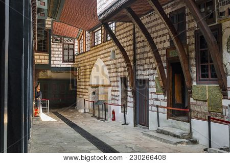 Istambul, Turkey - September 11, 2017: This Is Courtyard With Rooms For Low-ranking Female Slaves In