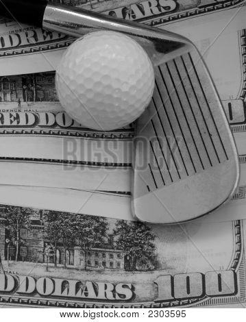 Klub golfowy, piłki - duże pieniądze