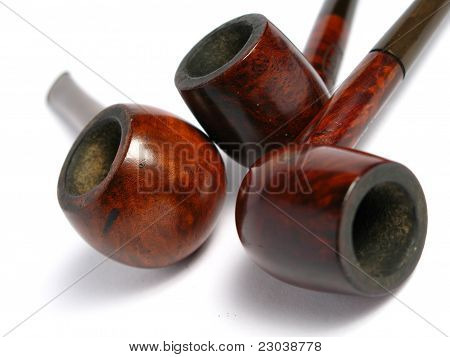 Многие элегантные деревянные трубы