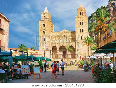 Cefalu, Italy - September 26, 2017: People At The Cathedral Of Cefalu In The Old City, Palermo Regio