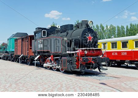 Kharkiv, Ukraine - June 5, 2017: Old Black Steam Locomotives Fd20-2560 And Er774-40 In The Khark