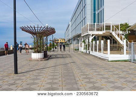 Sochi, Russia-october 11, 2016: Uncrowded Seaside Promenade In The Resort Town In Autumn.