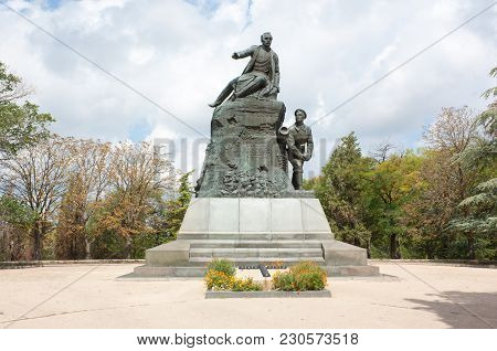 Sevastopol, Crimea - August 13, 2012: Monument To The Hero Of The Crimean War Of 1853-1856 Admiral V