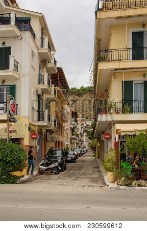 Zakynthos, Greece - September 29, 2017: Narrow Street In Zante Town. Zakynthos Island, Greece
