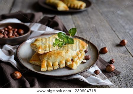Nusskämme - Traditional German Hazelnut Combs