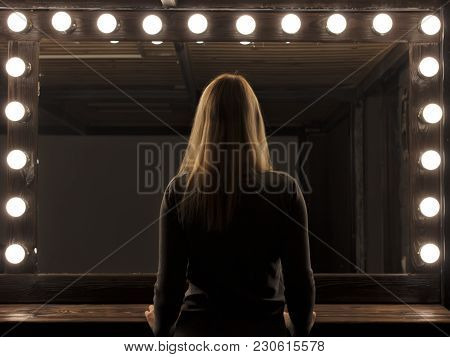 Silhouette Woman And Big Mirror. Fashion Trendy Style.party Fashion Concept. Copy Space.