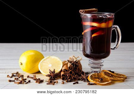 Mulled wine glintwine served in glasses for christmas table