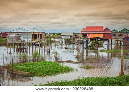Homes On Stilts On The Floating Village Of Kampong Phluk, Tonle Sap Lake,siem Reap Province, Cambodi