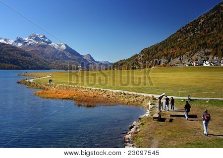 Escursione lago d'autunno
