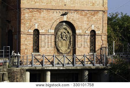 Bologna / Italy - October 27, 2019: The Navile Canal Of Bologna Was An Important Link To Commercial 