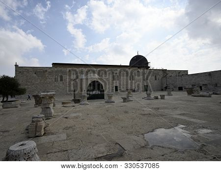 Jerusalem Old City Temple Mount Moriah Al-aqsa Mosque
