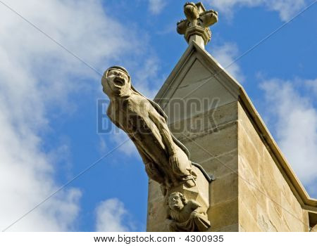 Detalje af kirken i Carcassonne Cite