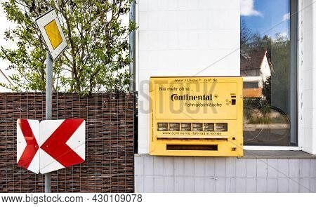 Giessen, Germany - 2021-05-02: Automat For Sale Of Bicycle Tubesfrom Continental In Giessen. Contine