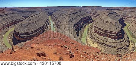Panoramic View Of The Goosenecks On The San Juan River In Goosenecks State Park In Utah