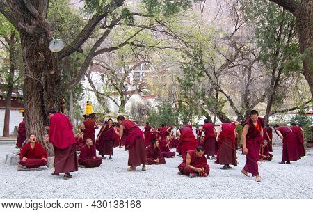 Lhasa Tibet China:15apr2016 The Debates Among Tibetan Monks On The Tibetan Buddhism In Sera Monaster