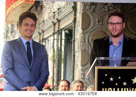LOS ANGELES - MAR 7: James Franco, Seth Rogen im Rahmen einer Zeremonie als James Franco ist mit einem Stern o geehrt