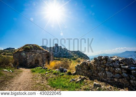 Acrocorinth, Upper Corinth Fortress, The Acropolis Of Ancient Corinth - Peloponnes Greece
