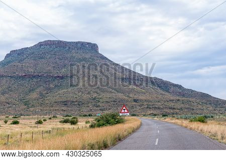 T-junction Road Sign At The Junction Between Road R56 And The Road To The Outlet Of The Orange-fish 