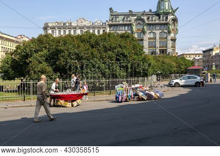 St. Petersburg, Russia - July 09, 2021: Street Trade At Kazanskaya Square In St. Petersburg