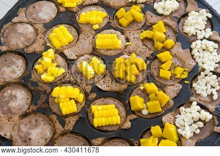 Thai Dessert Krok, Foi Thong, Taro And Corn
