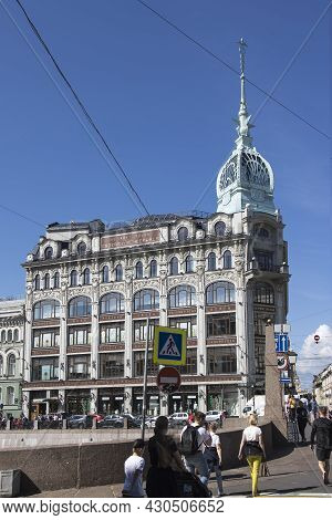 Saint Petersburg, Russia - 9 August 2021, The Esders And Scheefhals Building Is A Monumental Buildin