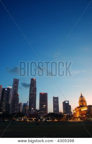 シンガポールのスカイラインの夕べ