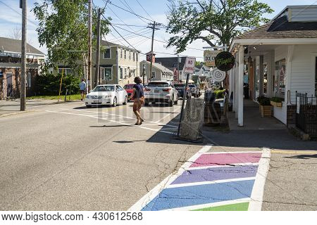 Kennebunkport, Maine - June 10, 2021: Buildings And Shops In The New England Town Of Kennebunkport, 