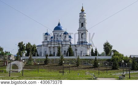 Cathedral Of St. Nicholas In Chistopol, Republic Of Tatarstan. A Clear Sunny Day On August 19, 2021