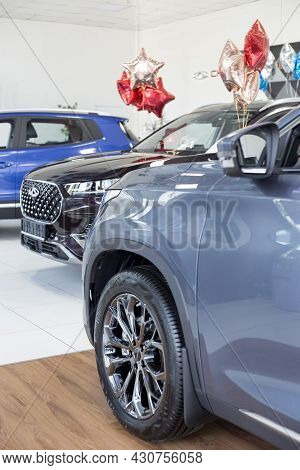 Russia, Izhevsk - August 19, 2021: New Modern Cars In Chery Showroom. Car Manufacturer From China. M