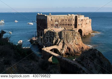 Berlenga Island, Portugal - August 28, 2019: Fort São João Baptista Of Berlengas, With Anchored Boat