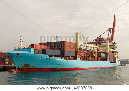 Containerfartyg