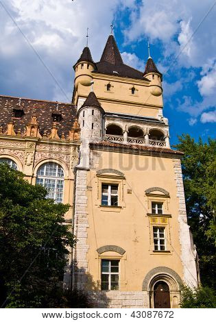 Castle Vajdahunjad