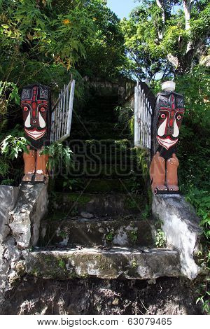 Entrance Of Grave