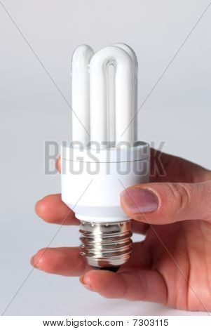 Ruka držící lampa