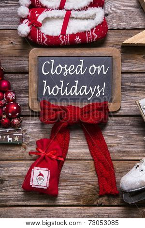 Opening hours on christmas holidays: closed; information for customers and guests.